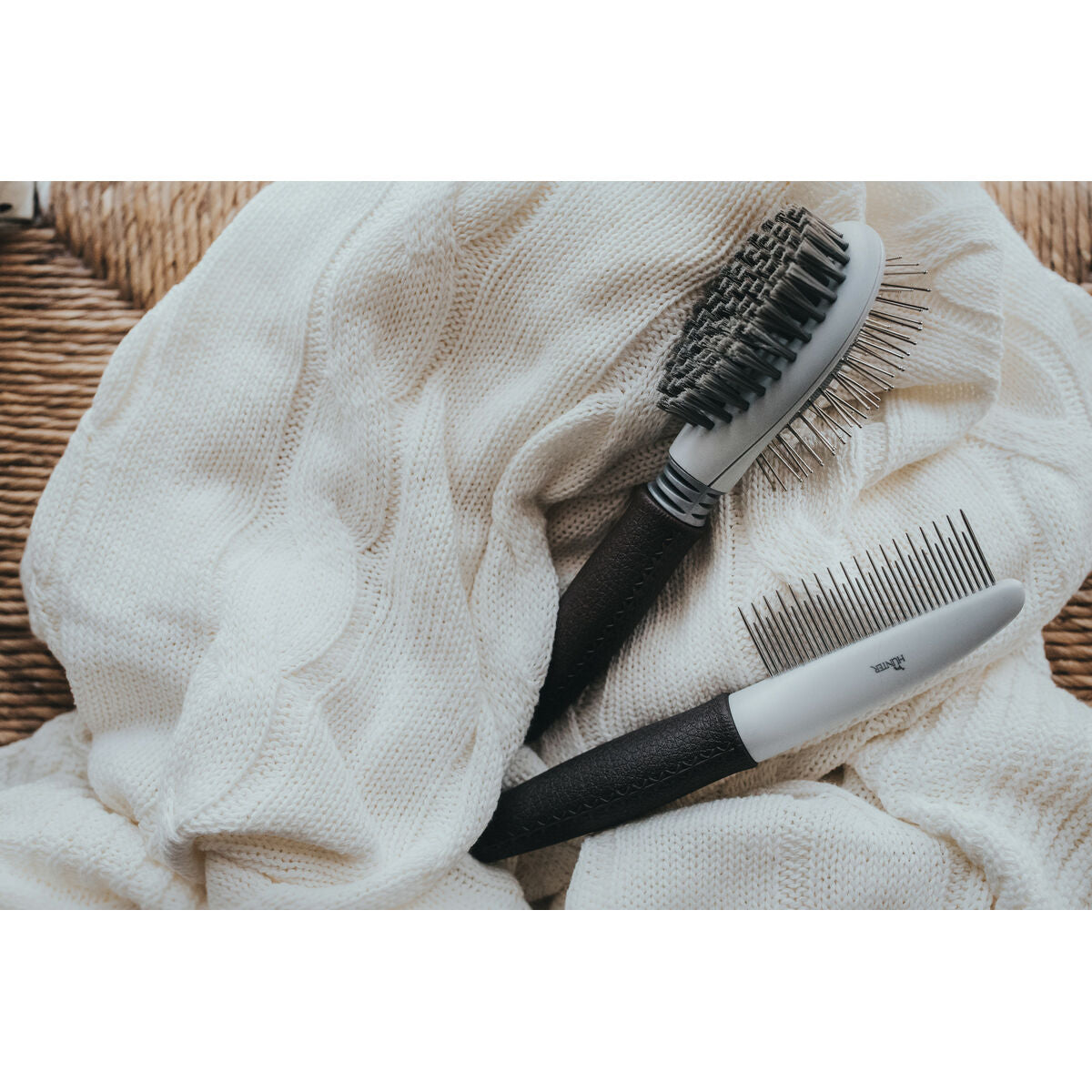 V6HF2112D3427D6E33EFD3281D615F77B53R3710421P4